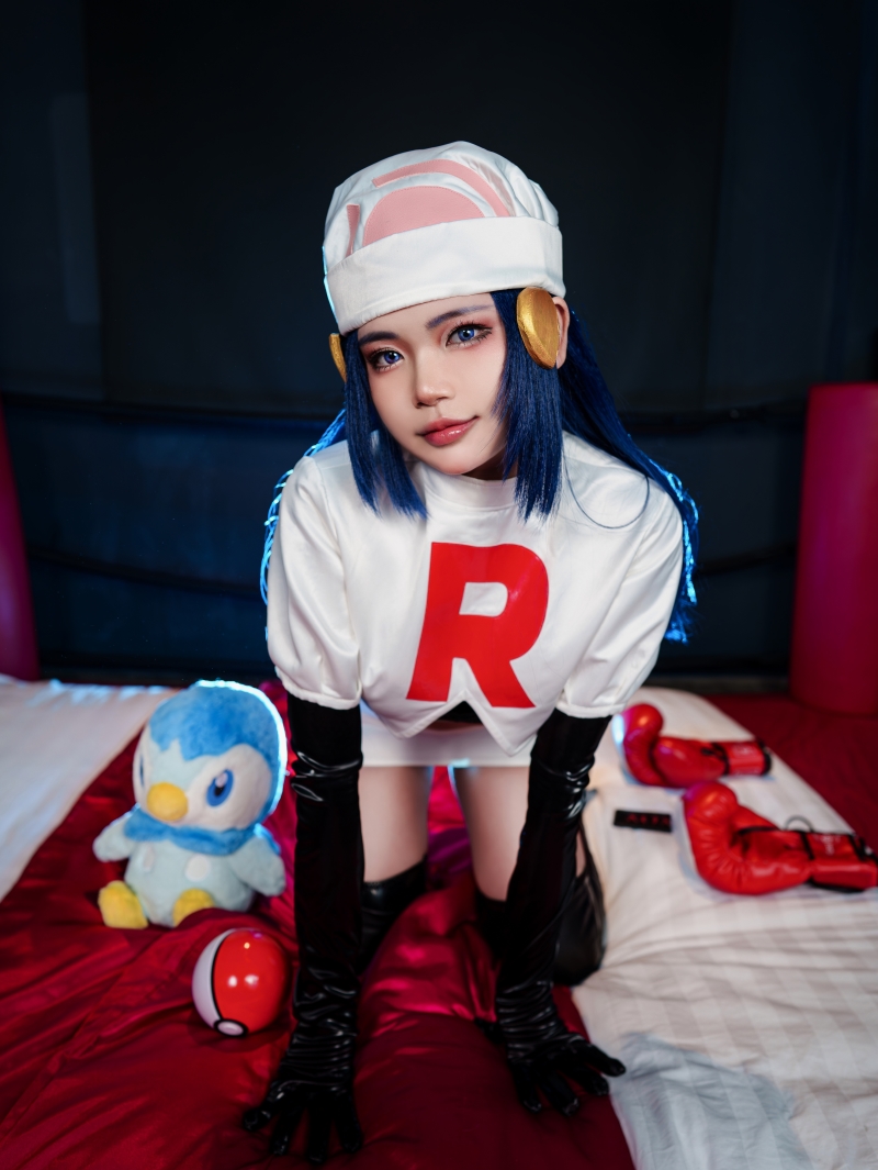 ZinieQ Dawn Pokemon in Team Rocket costume [42P20V-516MB]图片在哪看？